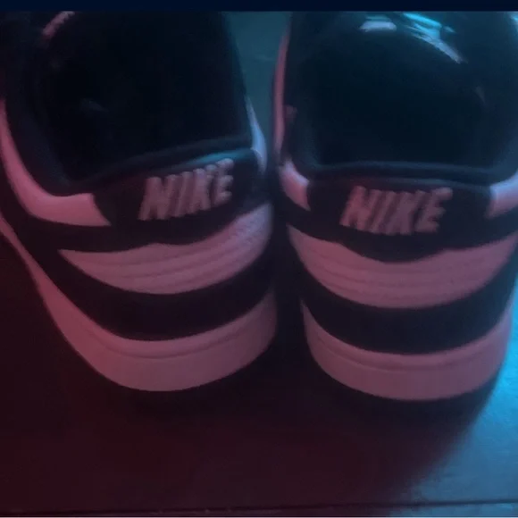 Panda dunks - Picture 3 of 3